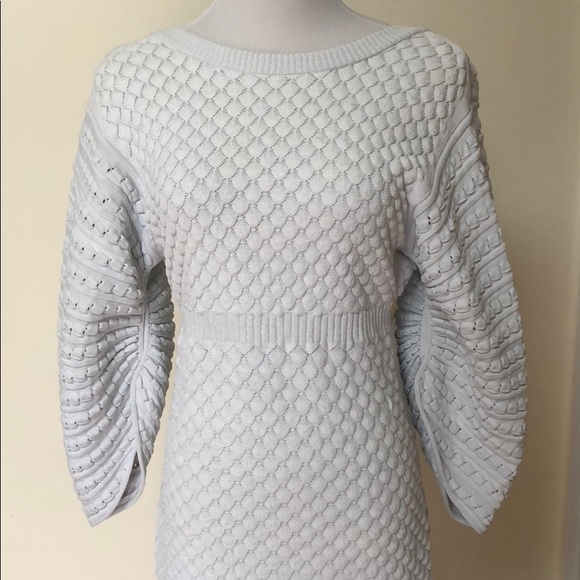 Gorgeous Chanel Dress in Size 40 - Picture 2 of 8